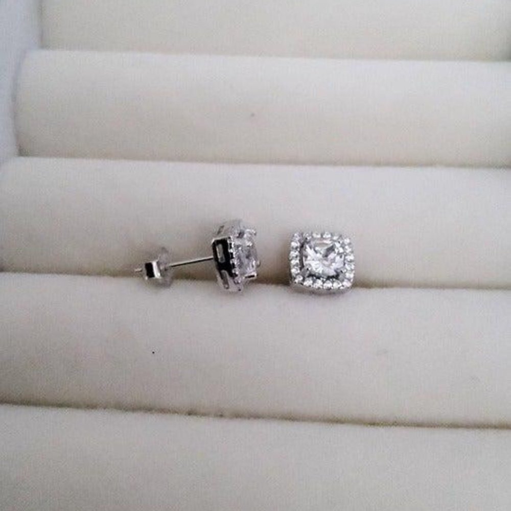 Halo Stud Earrings with Swarovski Elements - Picture 5 of 6